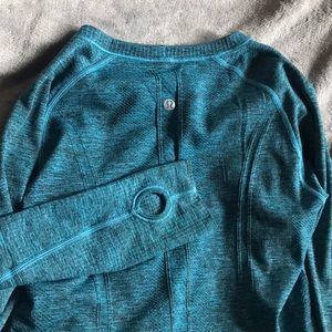 Lululemon long sleeve blue size 6